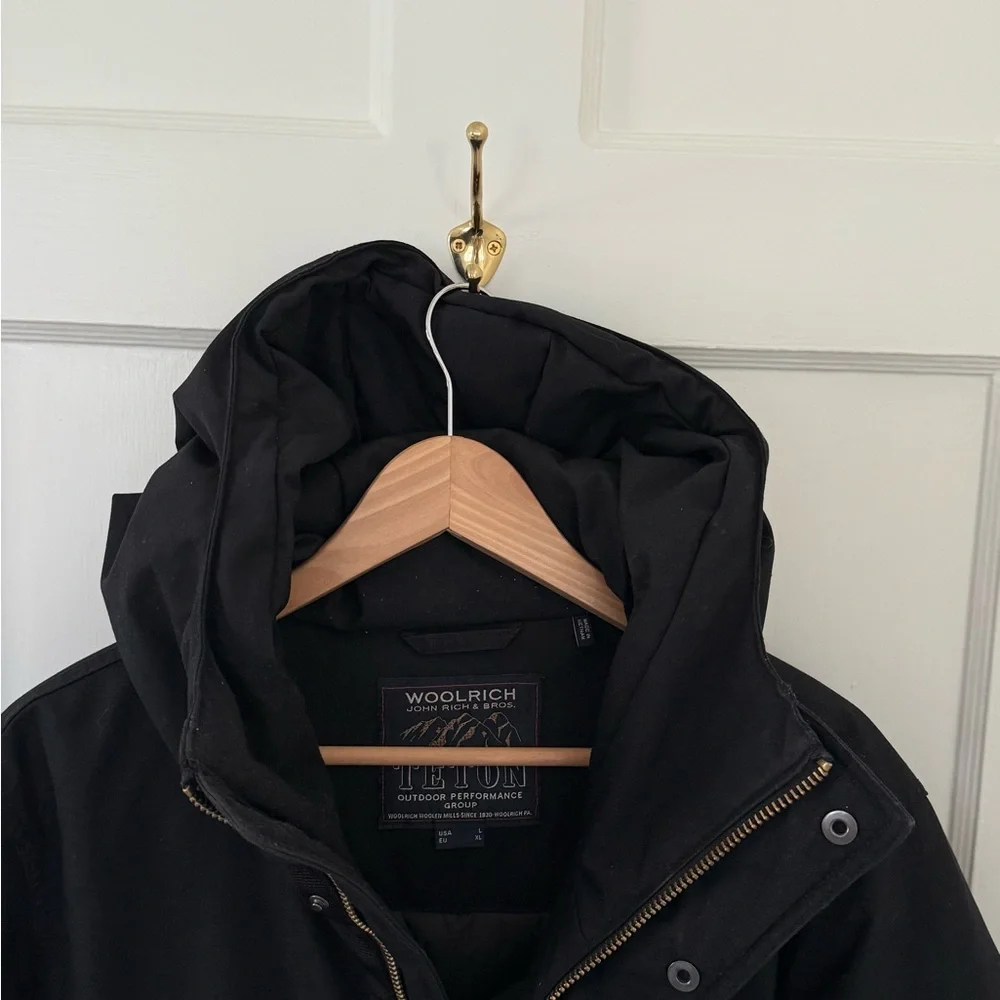 Woolrich Hooded Winter Parka w/ down filling - Picture 4 of 13